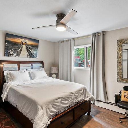 אנקורג' King Suite On 16Th Ave מראה חיצוני תמונה